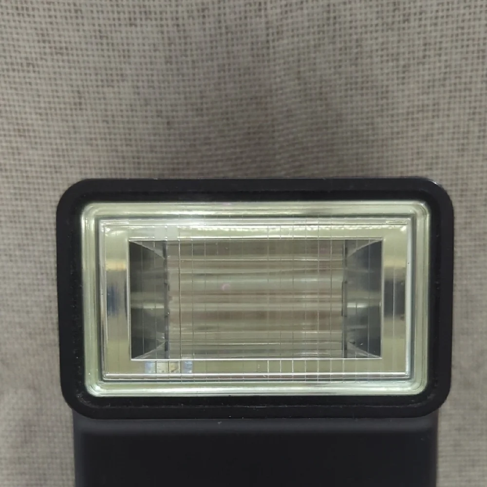 Vivitar 3200 Camera Flash Black